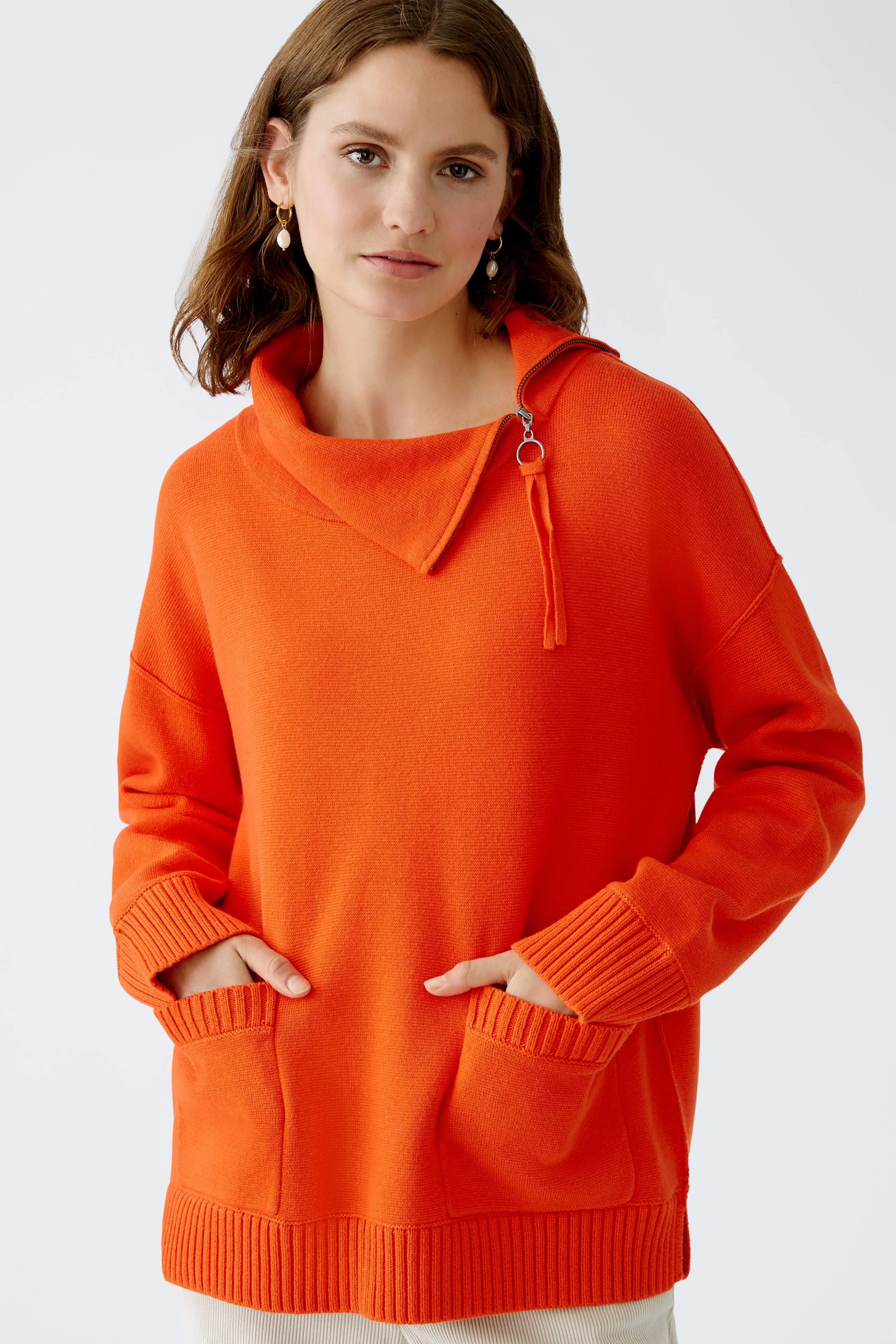 Cotton Blend Pullover in Cherry Tomato