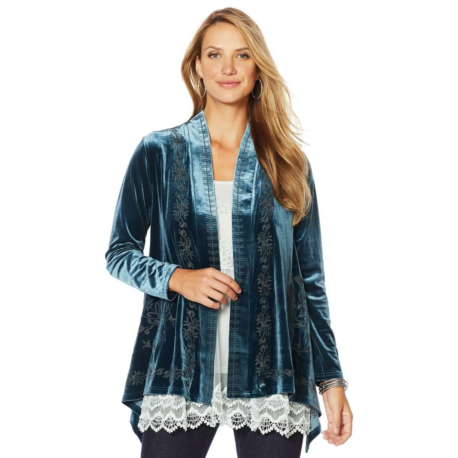 LaBellum by Hillary Scott Women's Embossed Velvet Topper