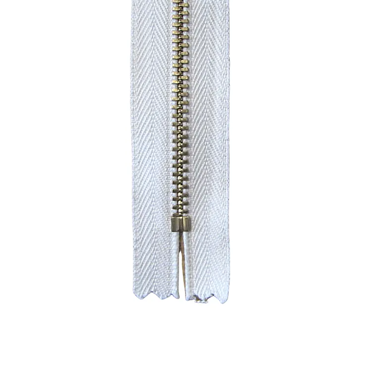 Zipper-Natural-6"-Closed Bottom